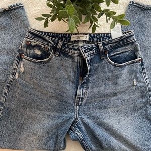 Abercrombie & Fitch Curve Love